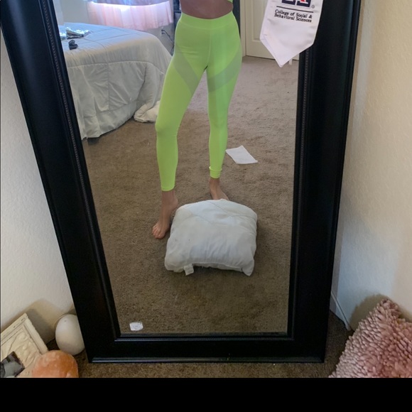 Fabletics leggings - Picture 5 of 5